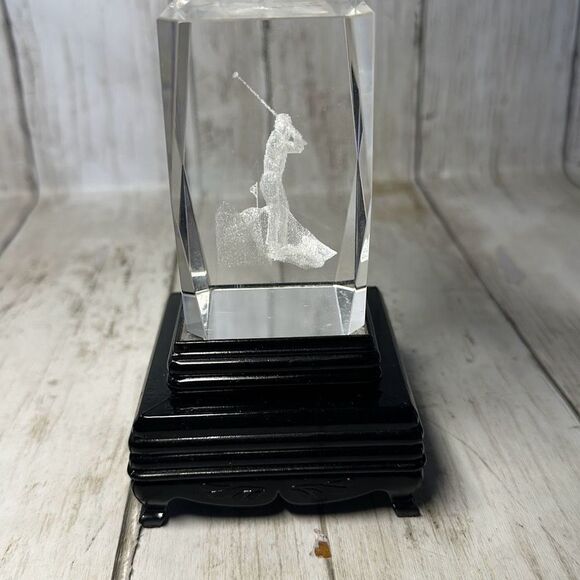 Vintage Laser Cut Lighted Paperweight Art Glass Golfer Clear Glass Lighted Base - Picture 5 of 8